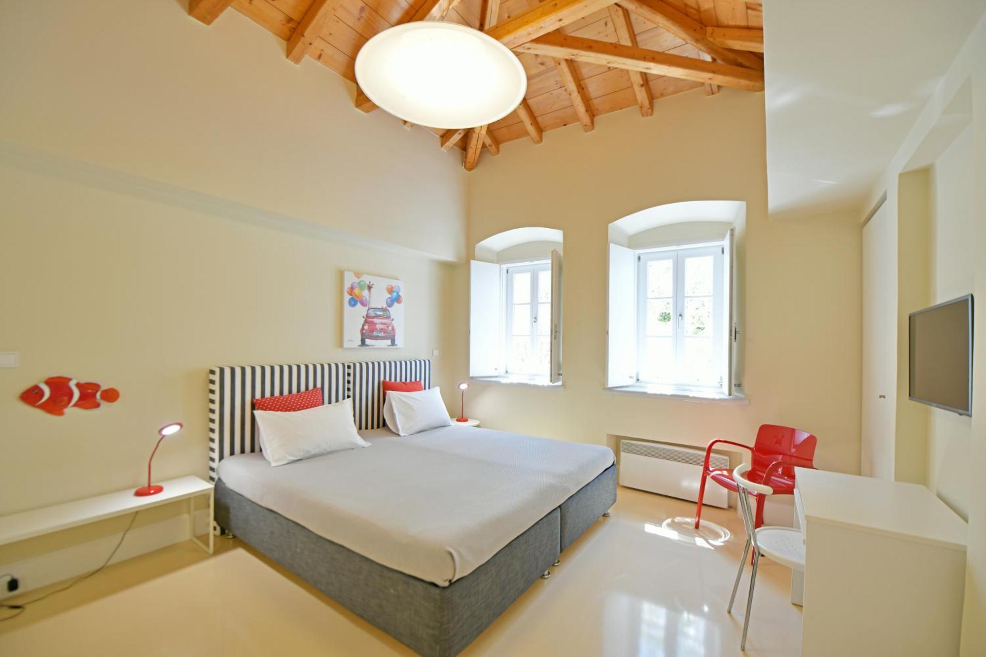 Hydra Kamini Beach Thea ภายนอก รูปภาพ